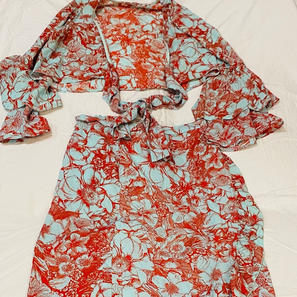 Turquoise/ Red Skirt set
